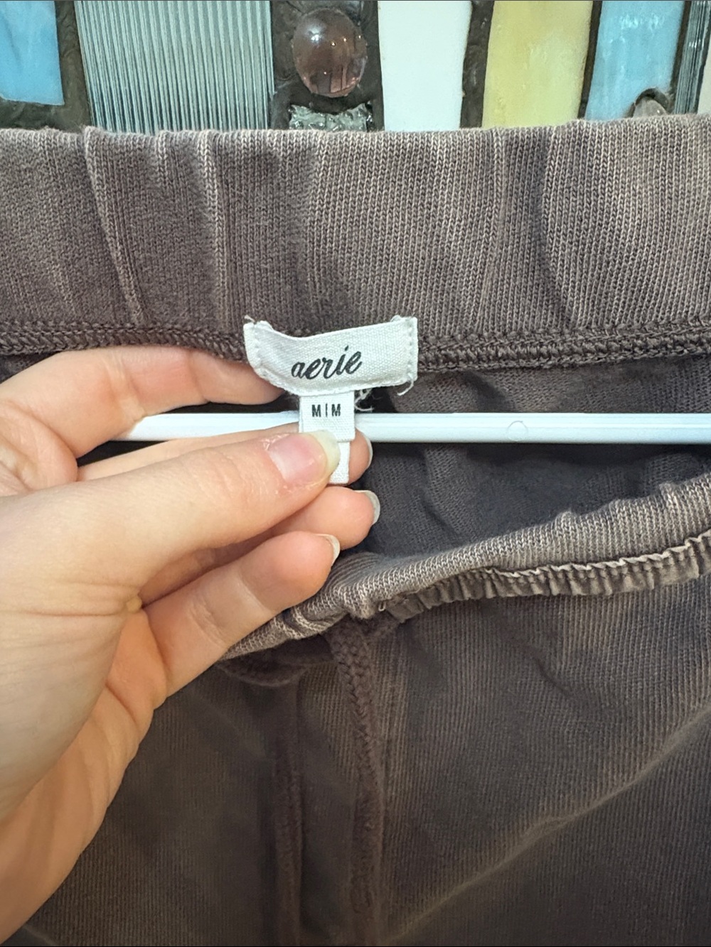 Aerie women’s brown cuffed sweatpants with pockets - Picture 3 of 3
